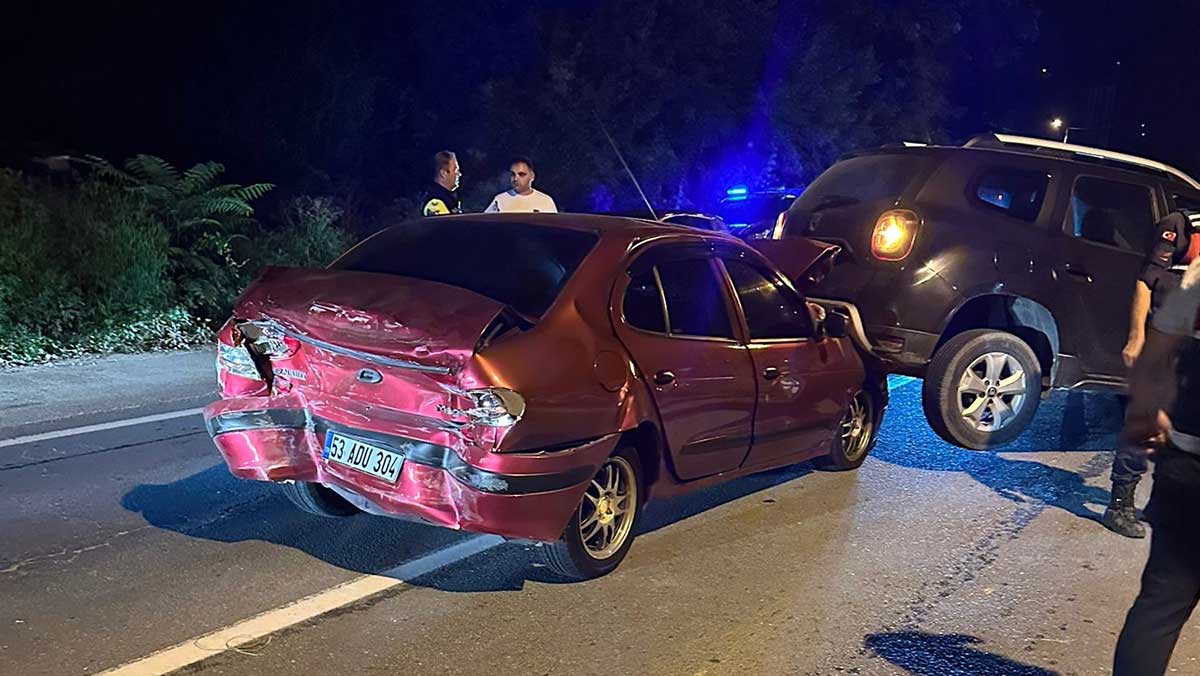 Rize'de zincirleme kaza: 5 yaralı