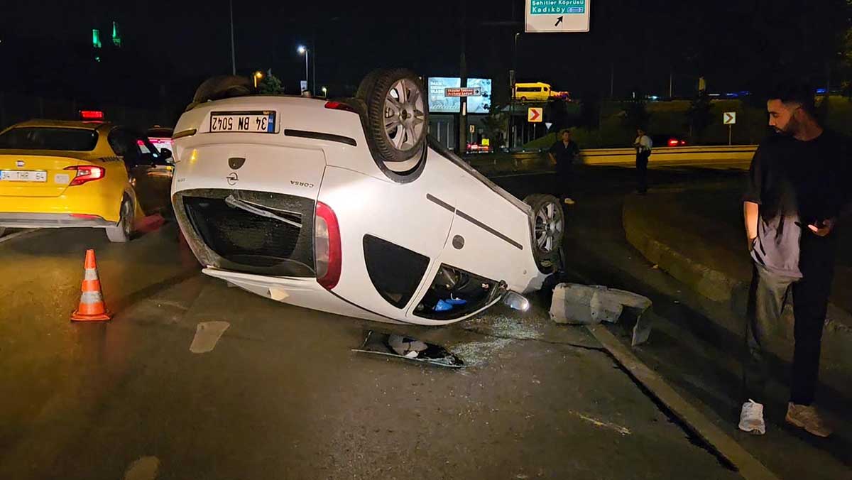 Şişli'de kaldırıma çıkan otomobil takla attı