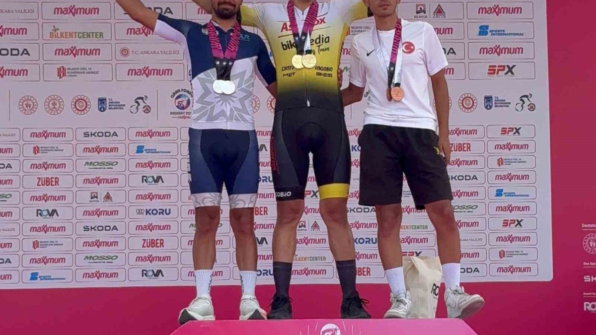 Bisiklet sporcusundan büyük yarış öncesi büyük başarı