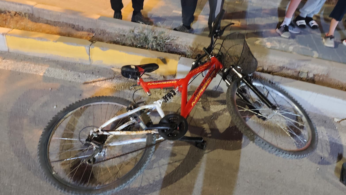 Aksaray’da otomobil ile bisiklet çarpıştı: 13 yaşındaki çocuk yaralandı
