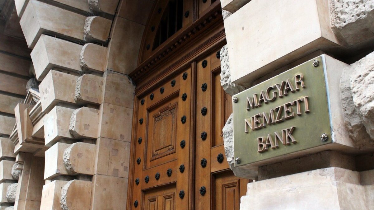 Macaristan Merkez Bankası faizi sabit tuttu