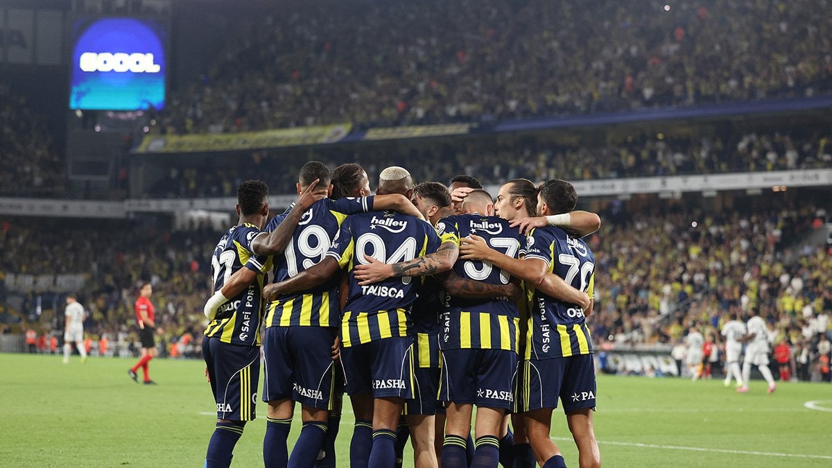 Fenerbahçe'nin 2 yıldızına milli davet!