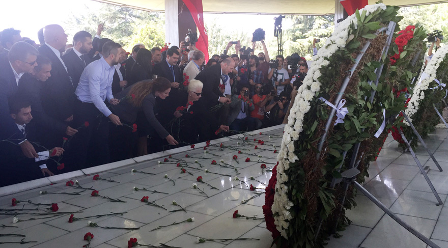 Adnan Menderes idam edilişinin 55. yıldönümünde anıldı