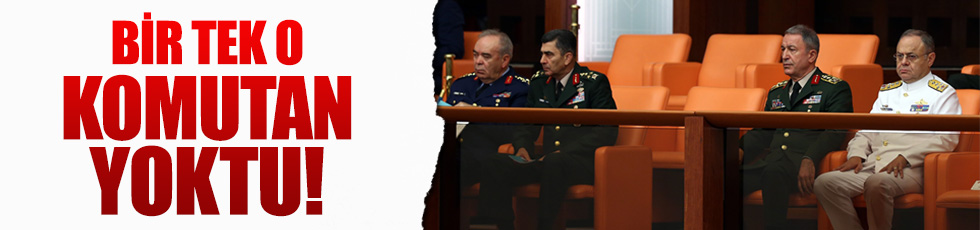 Jandarma Genel Komutanı ‘ayrı’ oturdu