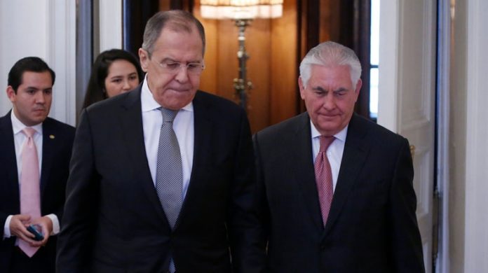 Lavrov ile Tillerson Katar'ı görüştü