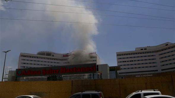 Hastane inşaatında yangın paniği