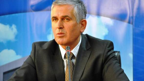 Kosova'nın ilk başbakanı hayatını kaybetti