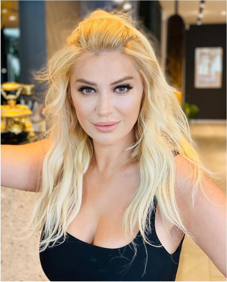 Songül Karlı’nın son pozu olay yarattı - Resim : 4