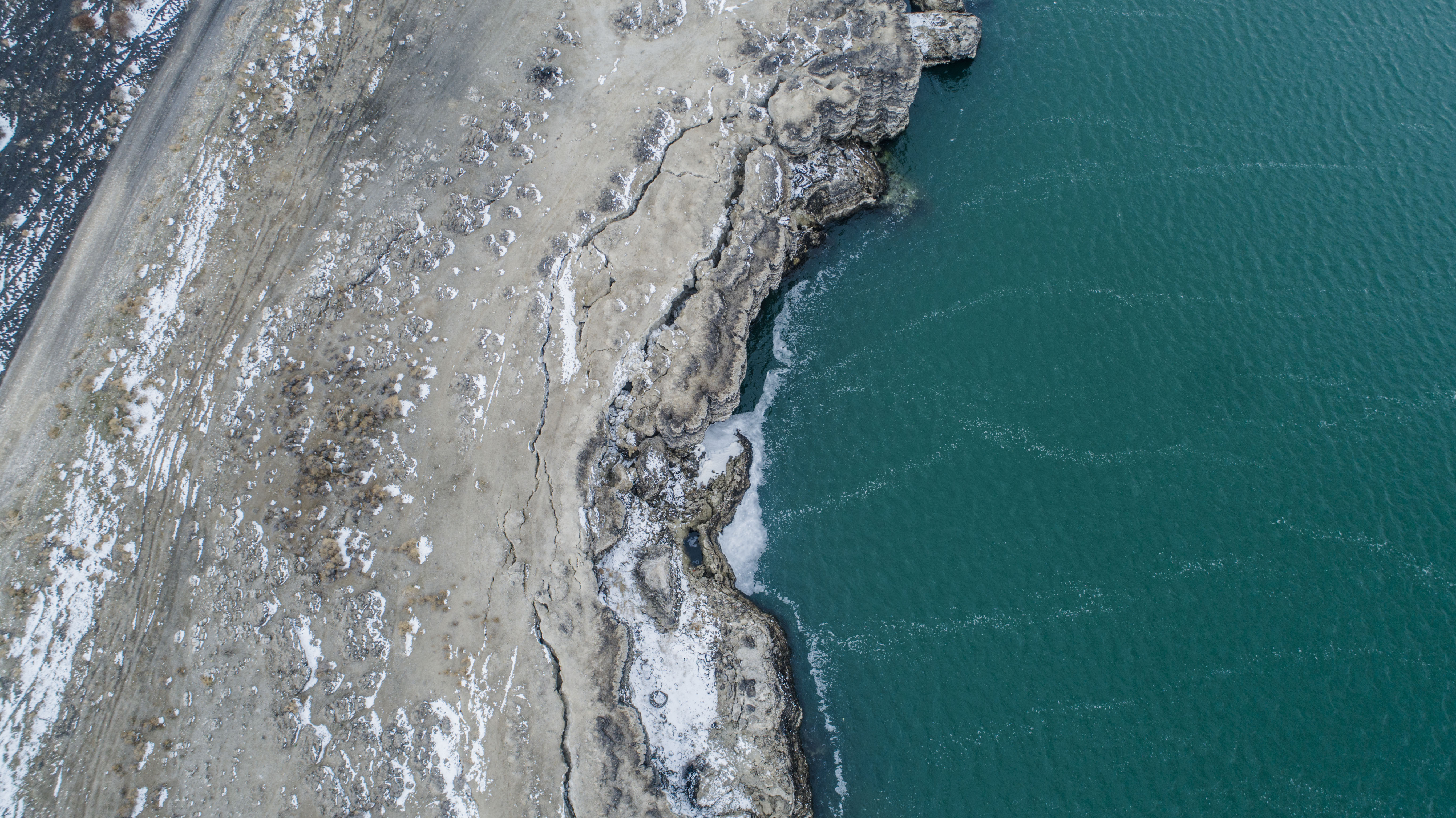 Acıgöl'ün suları 7 metre çekildi. Bölge halkı tedirgin. Prof Dr. Yaşar Eren korkusunu dile getirdi - Resim : 5
