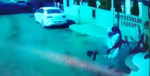 Bilardo gibi kaza 2 yaralı. Sürücü kamerasına yansıdı - Resim : 6