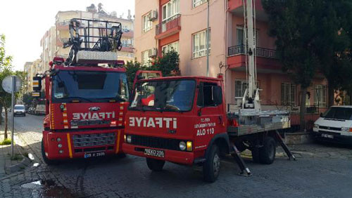 Bu kez itfaiye eri mahsur kaldı - Resim : 2