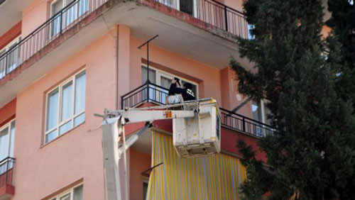 Bu kez itfaiye eri mahsur kaldı - Resim : 8