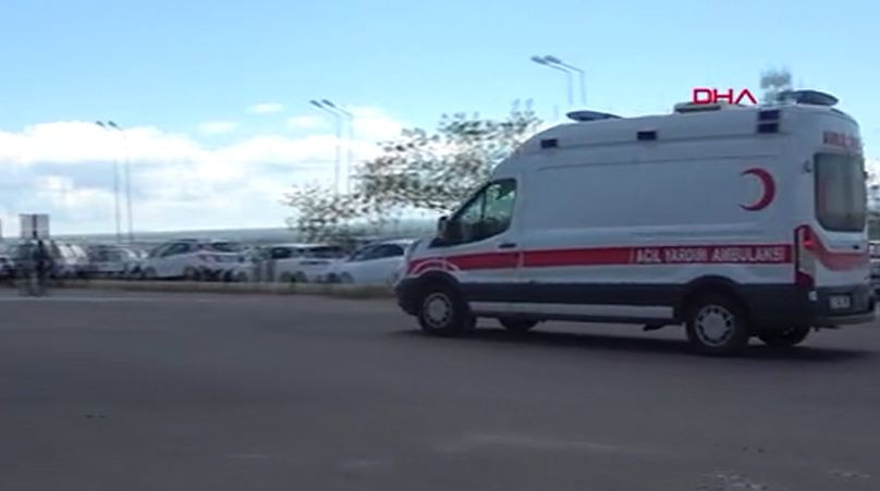 Hem bıçakladı hem kovaladı. Markette dehşet - Resim : 7