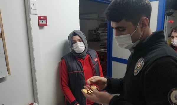 Çantayı açınca gözlerine inanamadı. Alışveriş yaparken buldu - Resim : 2