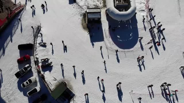 Ilgaz Dağı Kayak Merkezi'ne yoğun ilgi - Resim : 4