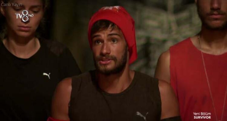 Survivor’da ünlüler takımı birbirine girdi. Merve ve Gonca arasında şiddetli tartışma - Resim : 4