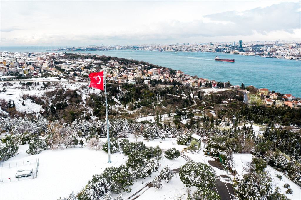 Kara bürünen İstanbul'dan kartpostallık görüntüler - Resim : 14