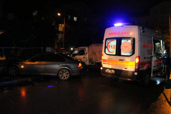 Kulak kopartan kaza - Resim : 2