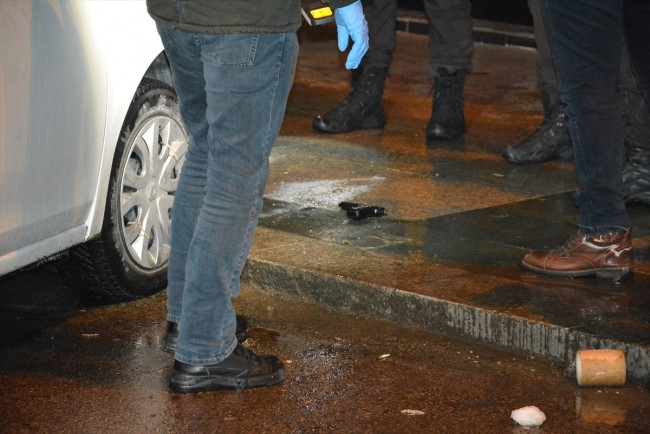 Sokak ortasında kanlı infaz (17 Şubat 2021) - Resim : 1