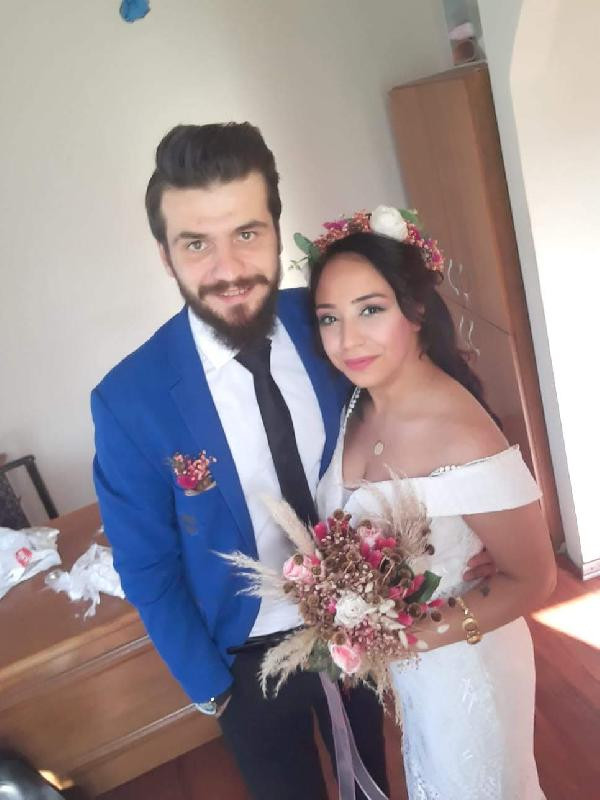 Kocasını bulana 100 bin lira verecek - Resim : 5