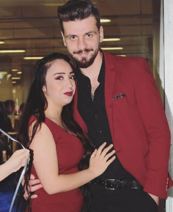 Kocasını bulana 100 bin lira verecek - Resim : 7