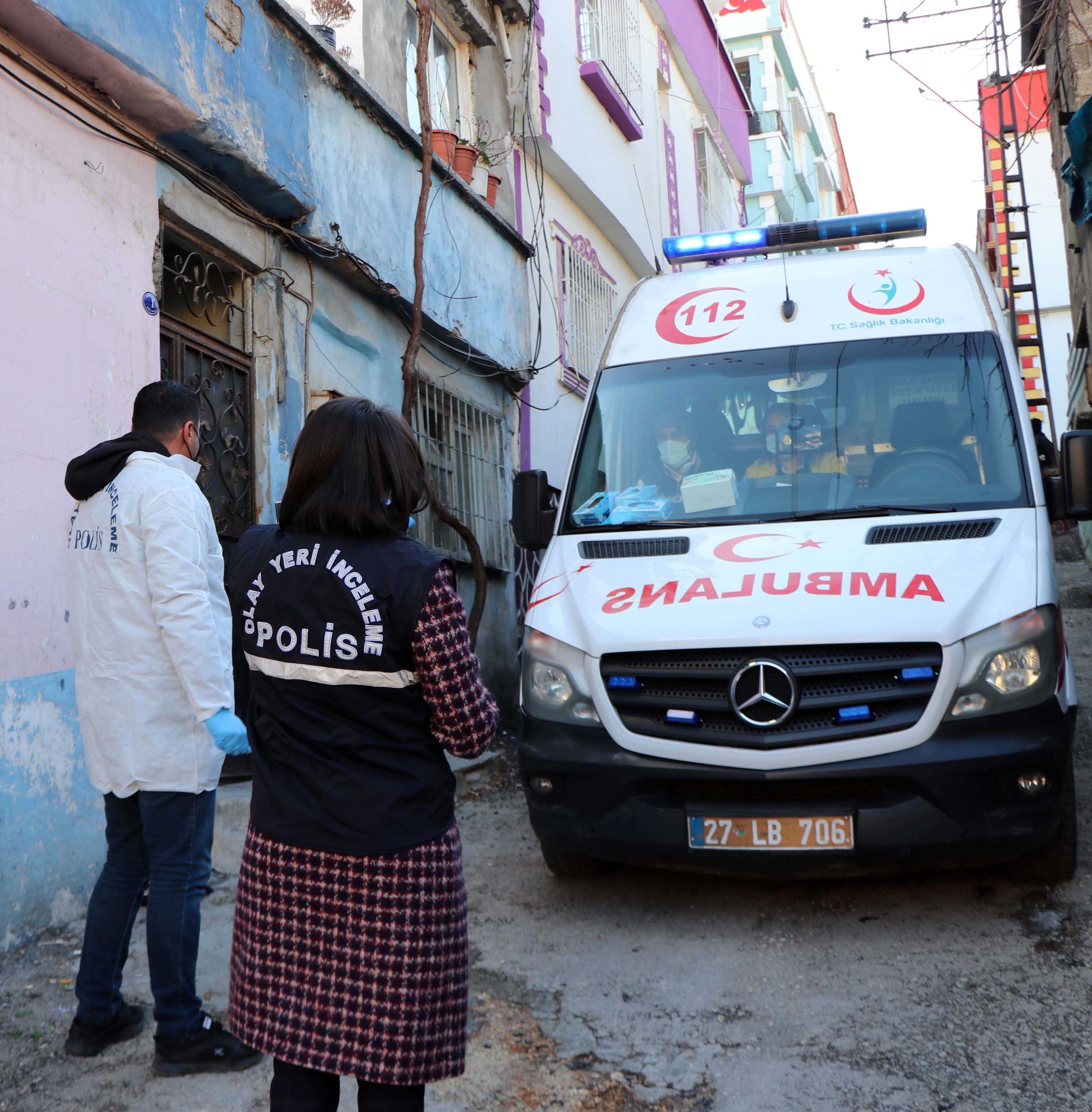 Gaziantep'te 5 çocuğun çığlık sesleri odada yankılandı. Annelerinin katledilişini çaresizce izlediler - Resim : 2