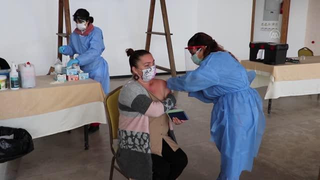 KKTC'de basın mensupları korona aşısı oldu - Resim : 3