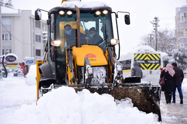 Balıkesir’de rekor kar yağışı - Resim : 3
