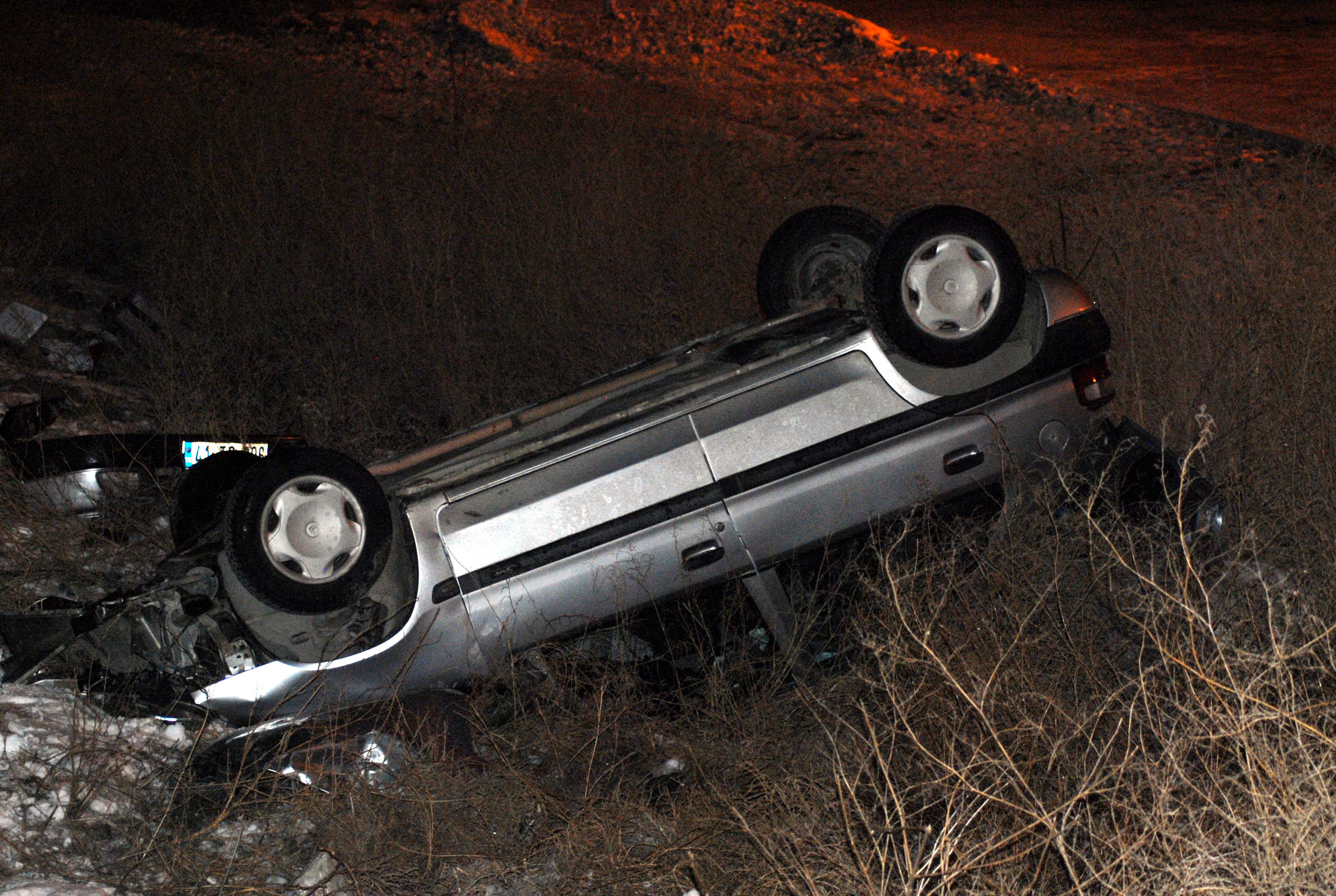 Yük treni otomobille çarpıştı - Resim : 3
