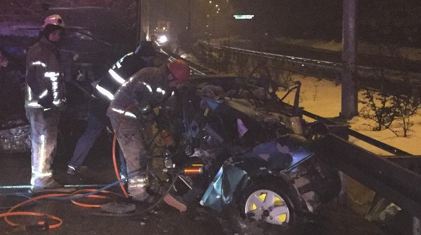 Bursa'da ters yön faciası 2 can aldı. Ölüm anı kamerada - Resim : 7