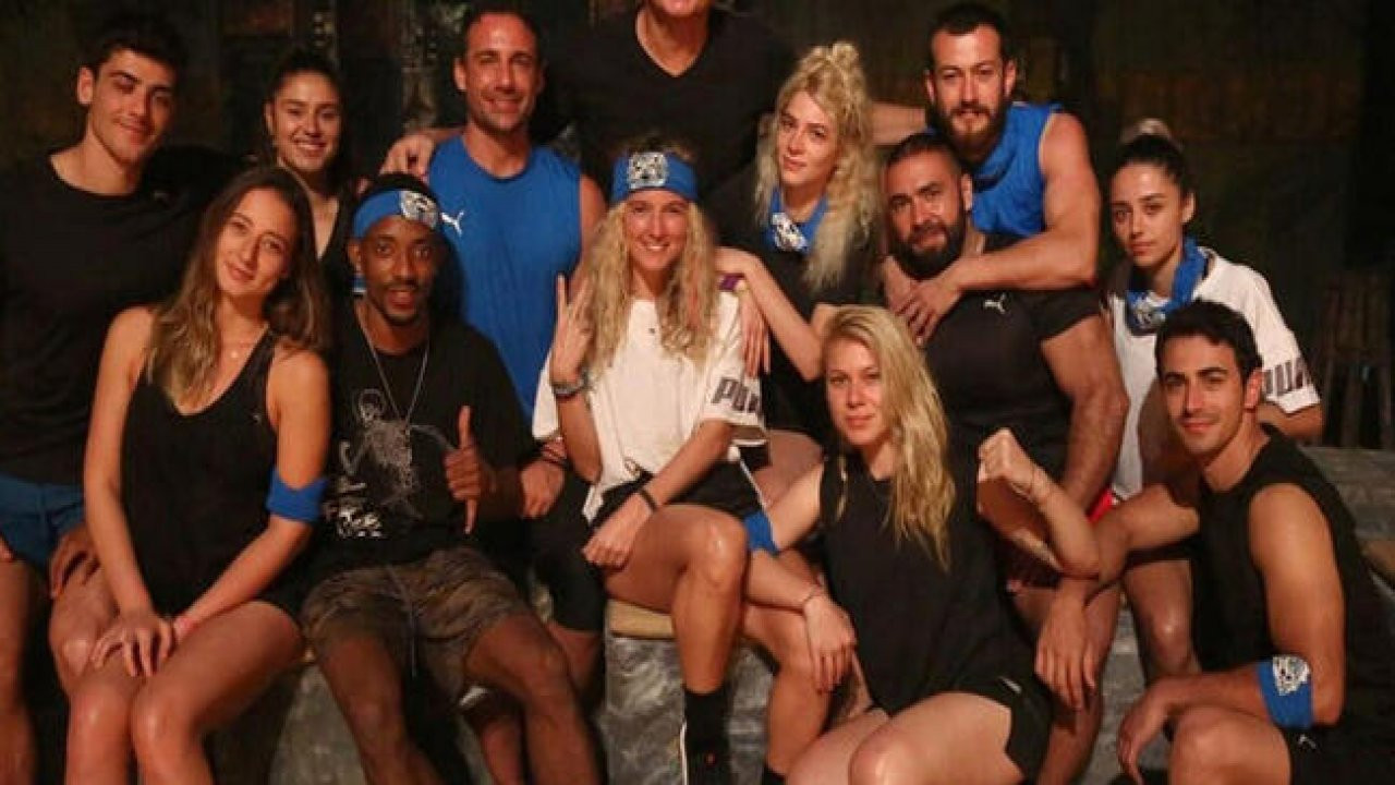 Survivor'da ünlü yarışmacı topun ağzında. Kaderi Acun'un iki dudağının arasında - Resim : 3