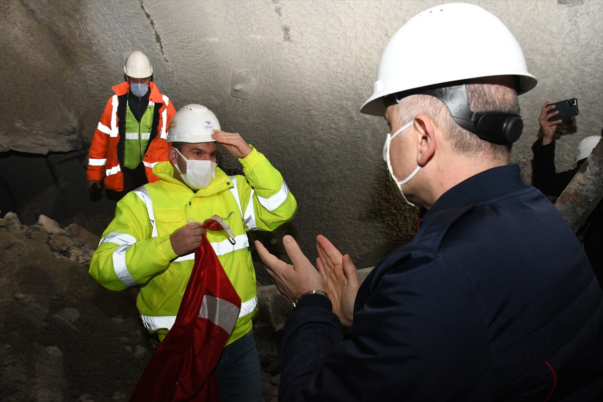 Kırkdilim Geçişi'ndeki 'T2 Tüneli'nde ışık göründü - Resim : 6