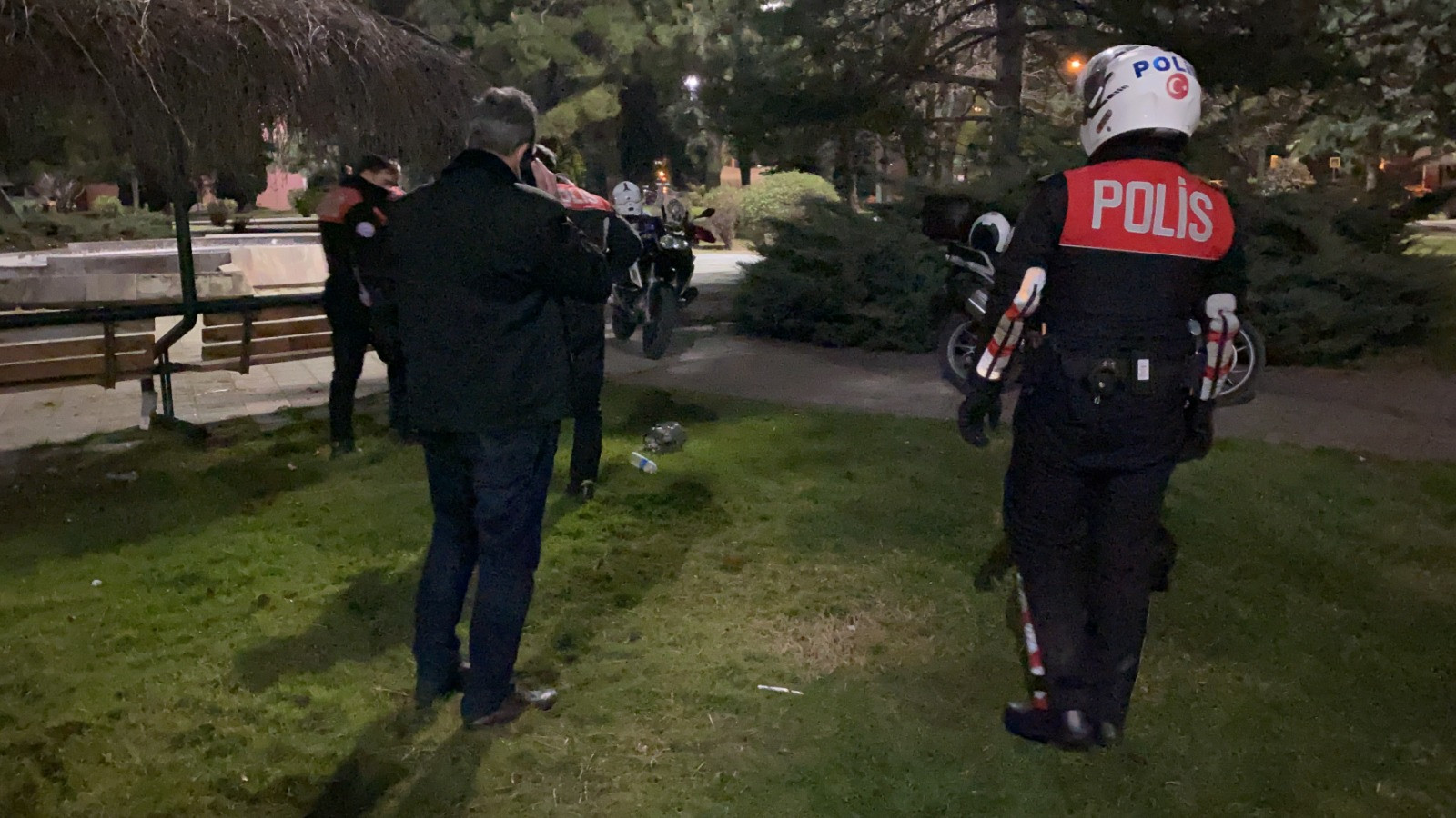 5 TL yüzünden canından oluyordu. Yoğun bakımda tedavisi sürüyor - Resim : 1