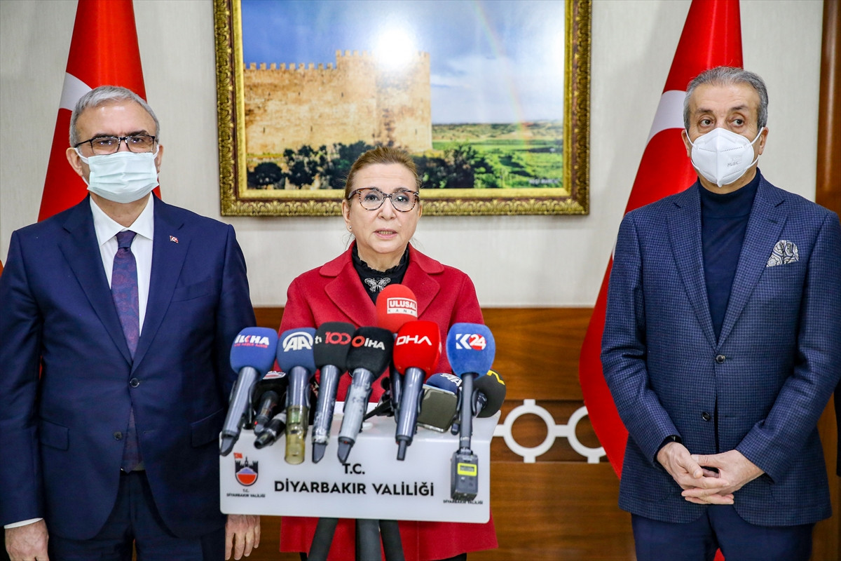 Bakan Pekcan'dan esnafa müjde. Ertelendi - Resim : 3