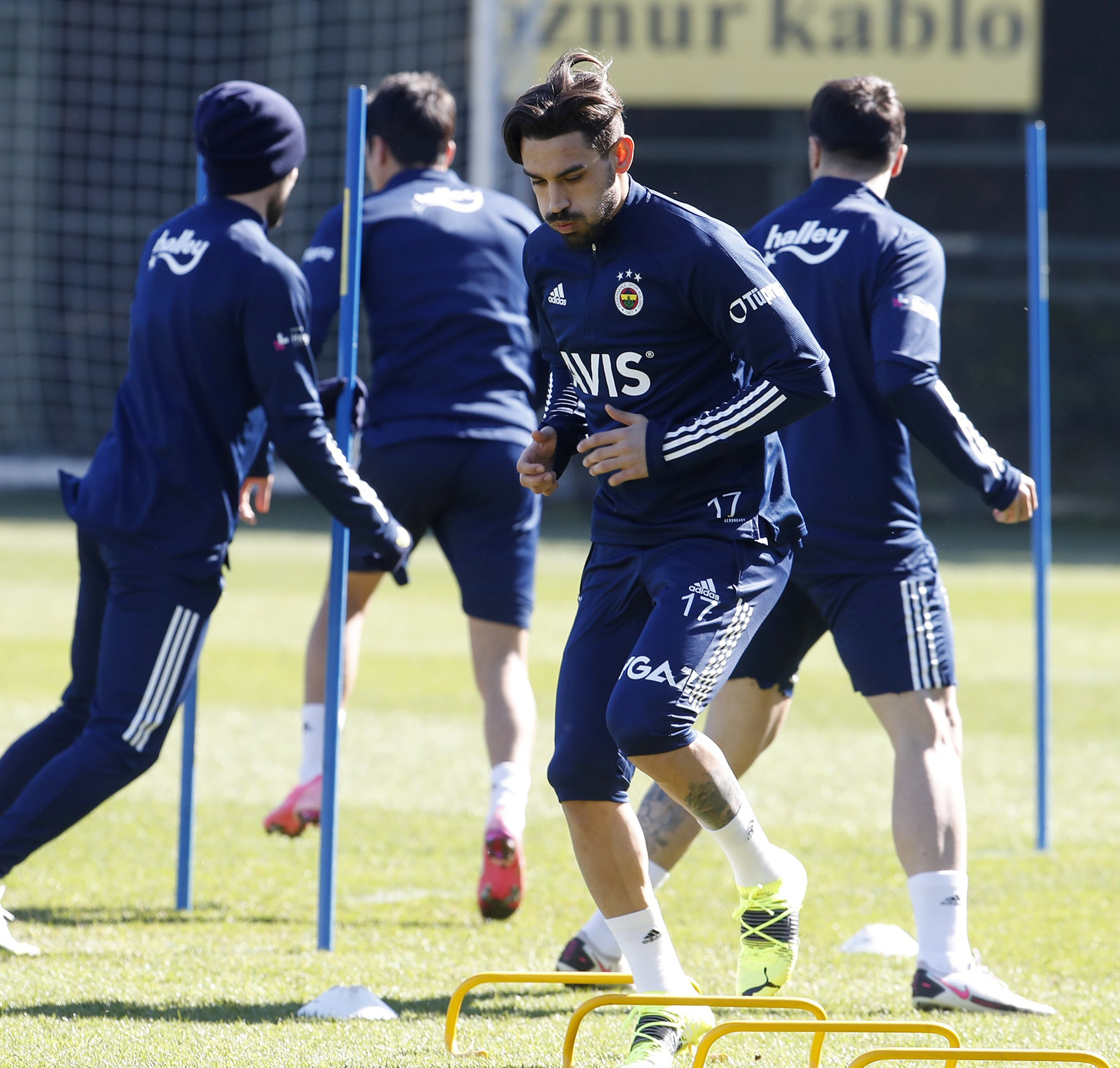 Fenerbahçe’de Luiz Gustavo geri döndü - Resim : 1