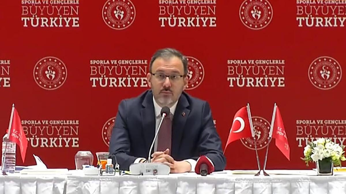 Kasapoğlu’ndan kulüplere zemin uyarısı - Resim : 1