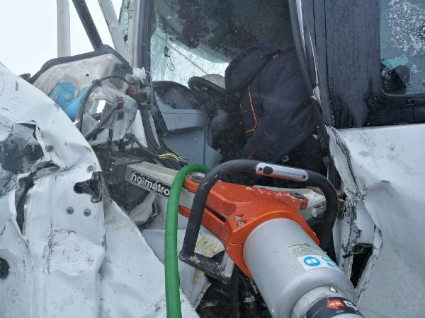 İki minibüs birbirine girdi: 17 yaralı - Resim : 1