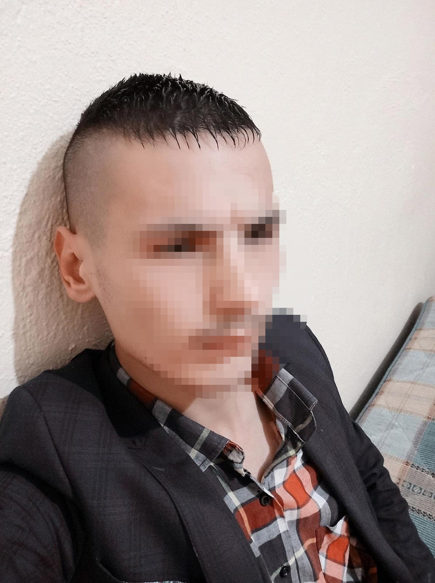 Kız kardeşinin boğazını kesti nedeni ortaya çıktı - Resim : 1