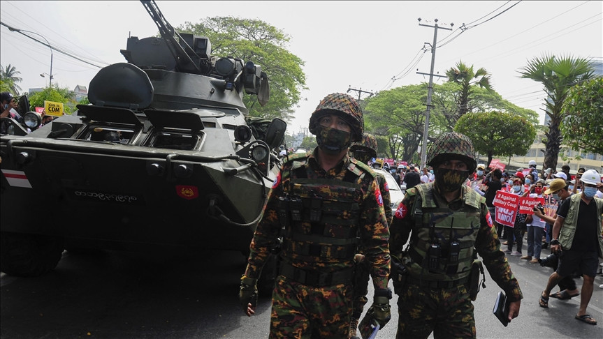 Myanmar'da tablo ağırlaşıyor. 217 gösterici öldü - Resim : 3