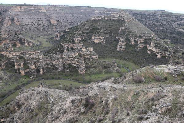 Yürümek cesaret istiyor seyredenlerin içi çekiliyor - Resim : 3