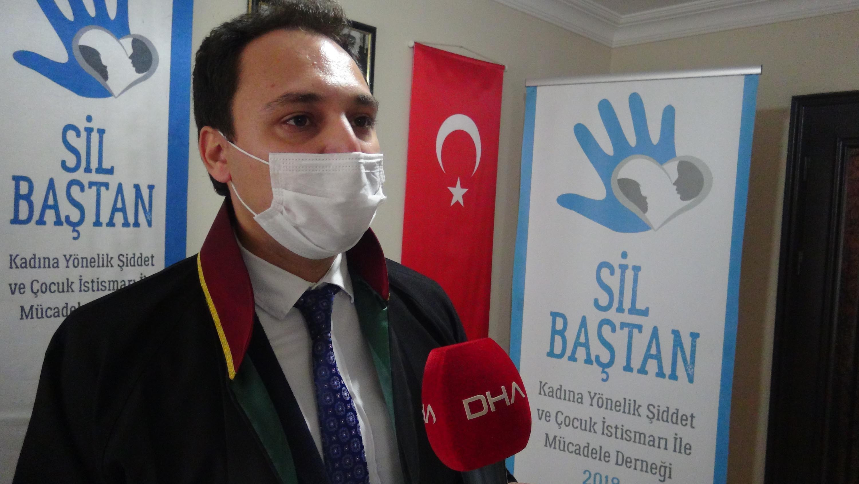 Komşu evden gelen çığlık sesleri iğrenç gerçeği ortaya çıkardı. İlk duruşmada serbest bırakılıp beraat etti - Resim : 4