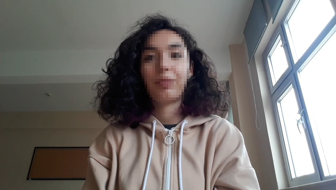 Sokak ortasında dehşeti yaşadı. Peşine düştüğü genç kıza cinsel organını gösterdi - Resim : 3