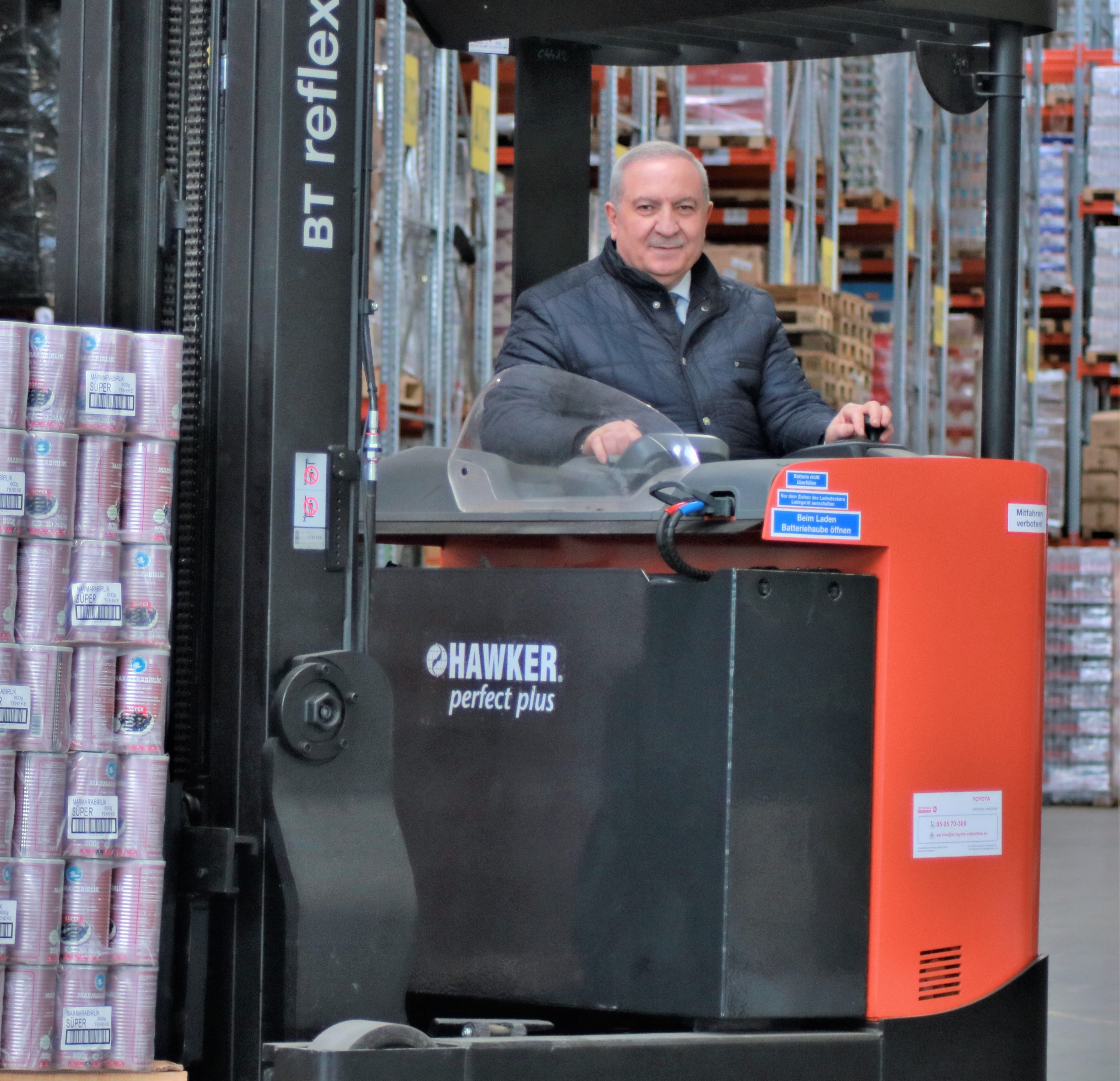 Traktör parası için gitti ülkenin en zenginleri arasına girdi. Forbes müthiş Türk'ün başarı öyküsünü kapağına taşıdı - Resim : 2