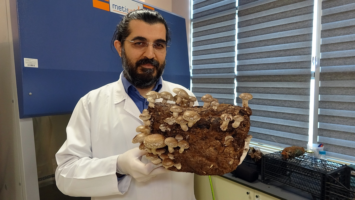 Kursların kapısında kuyruk oluştu. Üreten köşeyi dönüyor - Resim : 4