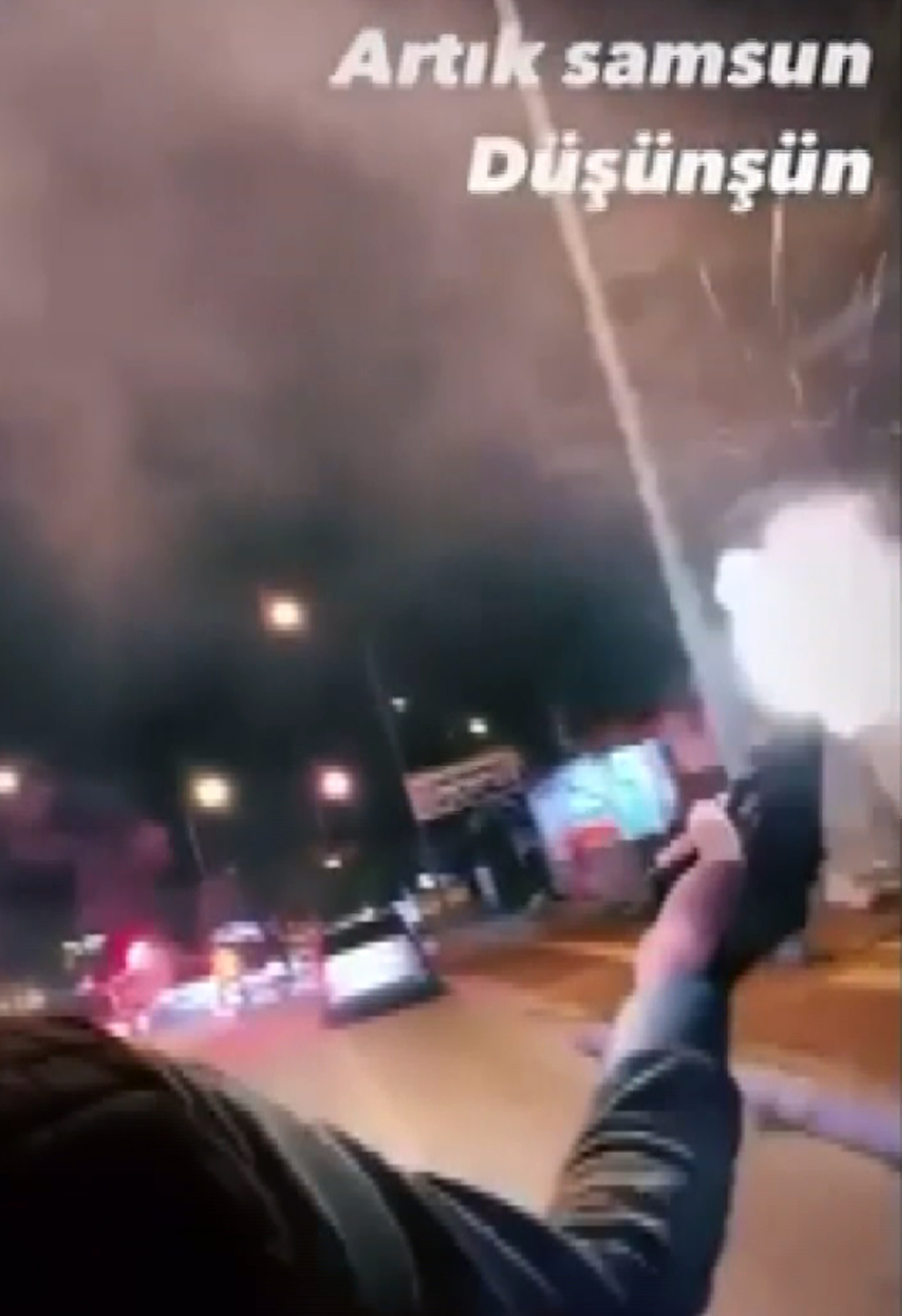 Antalya'da havai fişek ve silahlarla dehşet saçtılar. Korona bile engel olamadı - Resim : 2