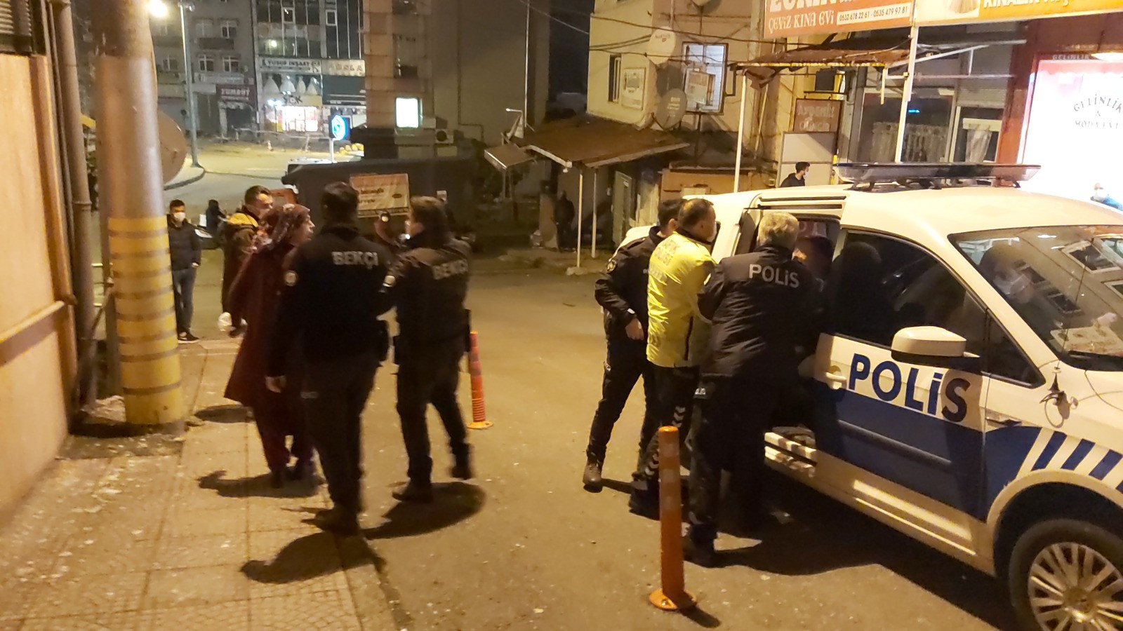 Kocasını gizlice takip etti. Ortalık bir anda karıştı - Resim : 3