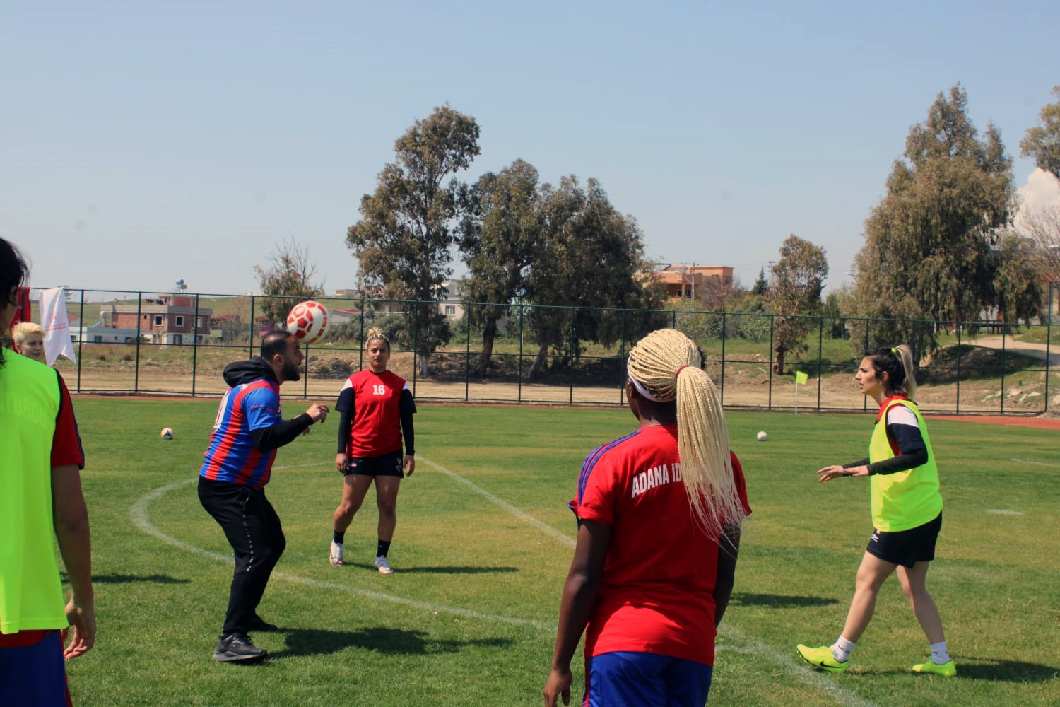 Hasan Şaş'a sürpriz teknik direktörlük teklifi - Resim : 1