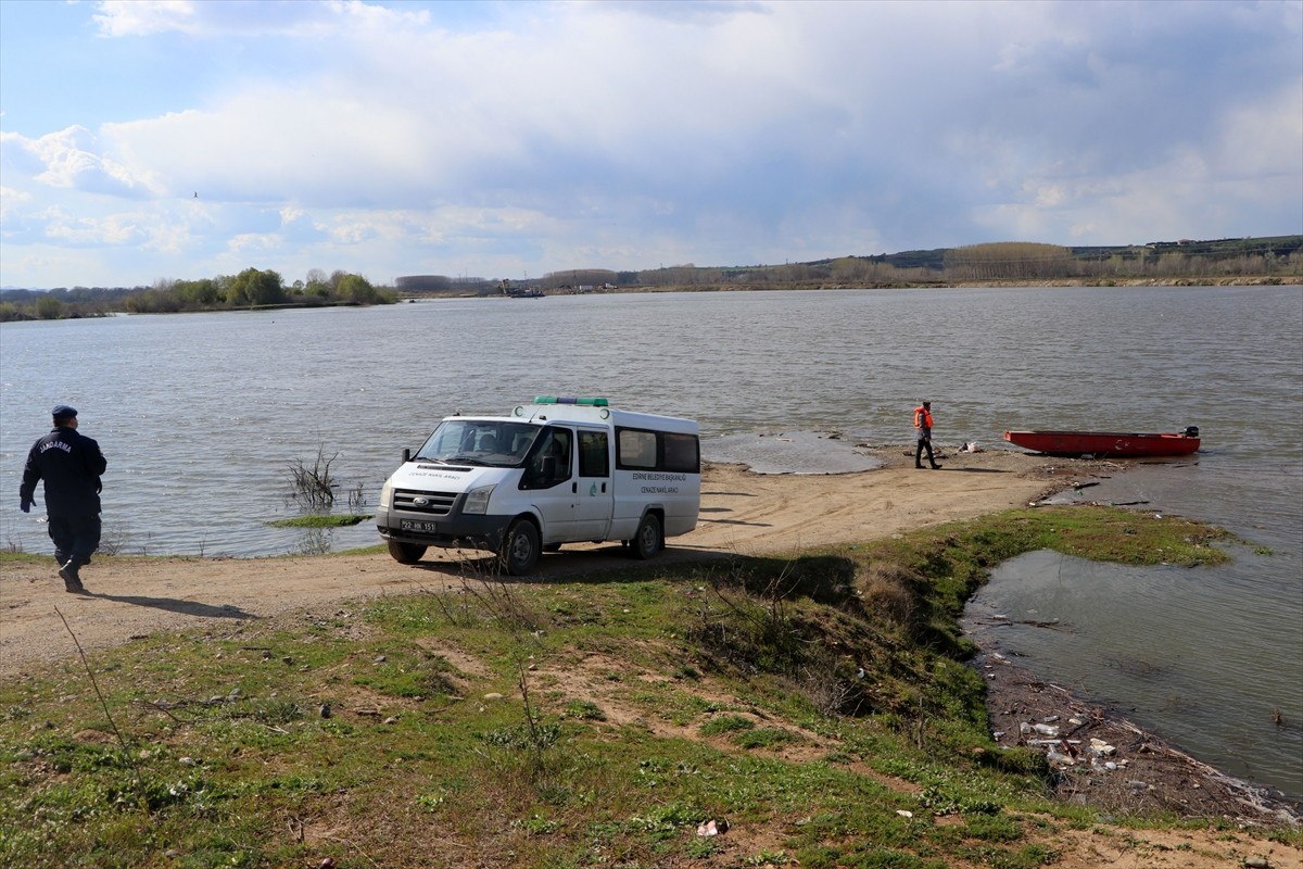 Meriç Nehri'nde erkek cesedi bulundu - Resim : 2