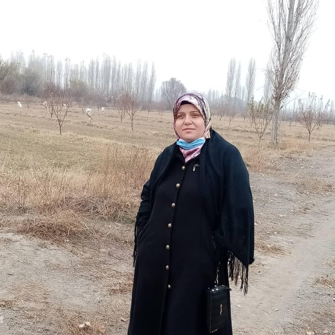 Ceviz ağacının altında oturan kadının üzerine yıldırım düştü - Resim : 1