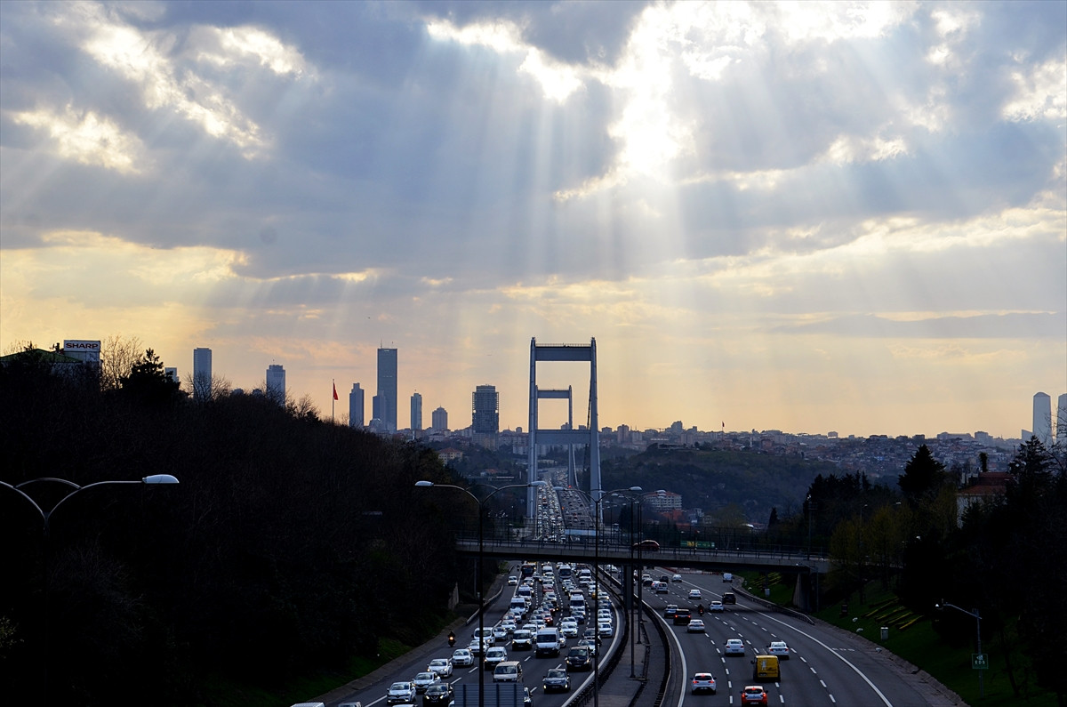Yasak öncesi İstanbul trafiğinde yoğunluk - Resim : 4
